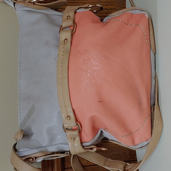 Shiraleah Chicago Leather Crossbody Bag - Picture 3 of 17